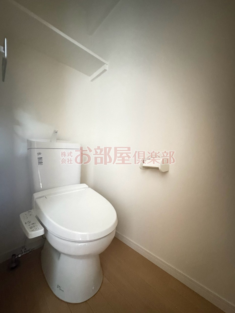 トイレ　コンパクトで使いやすいトイレです