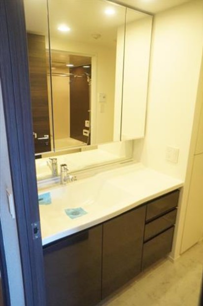 洗面設備　※参考写真