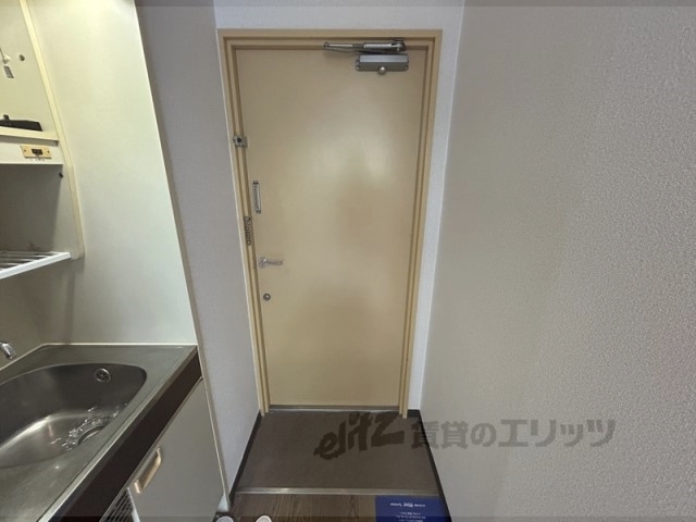 フォレスト高畑マンションの玄関写真
