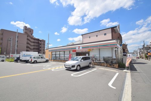 コンビニ　セブンイレブン 大阪諏訪3丁目店（コンビニ）まで246m