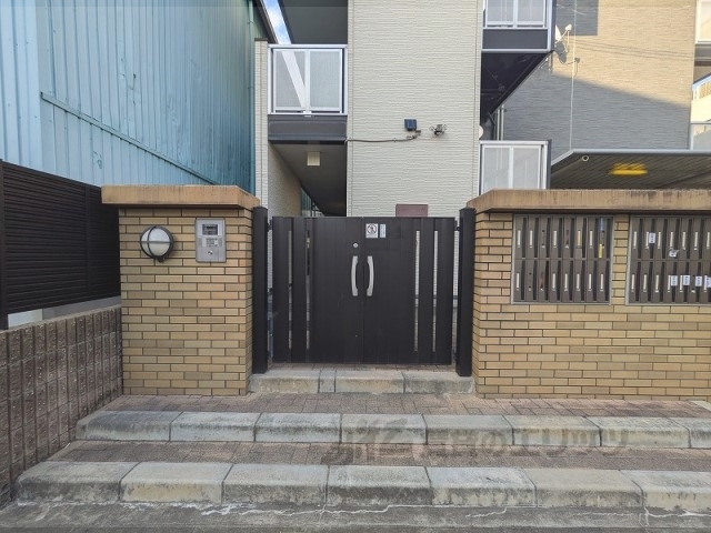 レオパレスエルヴェールサンクの外観写真