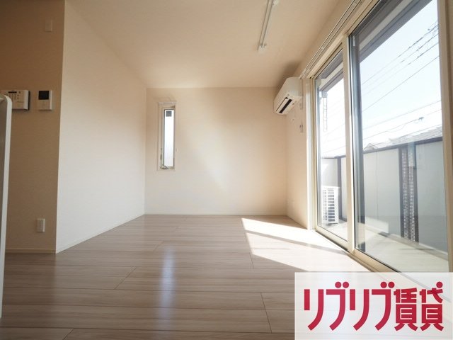 サニーベル旭の居間写真