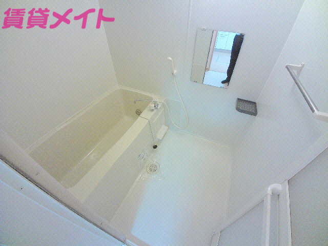 バス・シャワールーム　同型参考写真