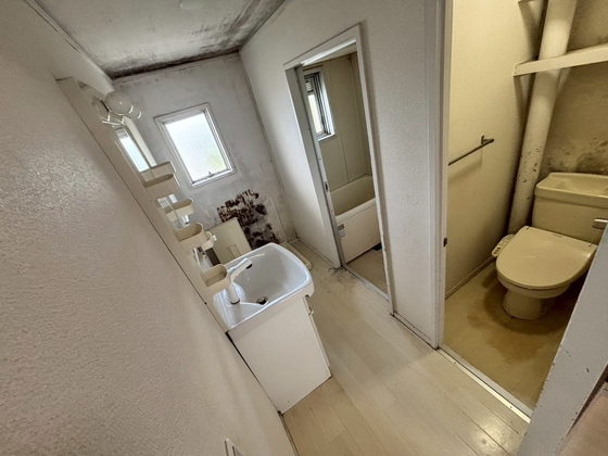 トイレ　※別号室の写真です。