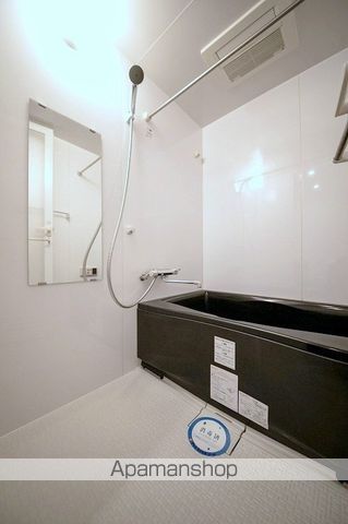 地下鉄長堀鶴見緑地線 西長堀駅 徒歩4分 14階建 築20年の風呂写真