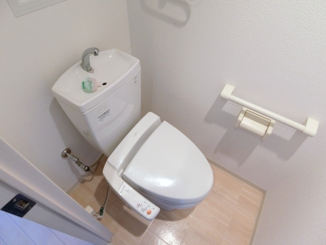 トイレ　ウォシュレット