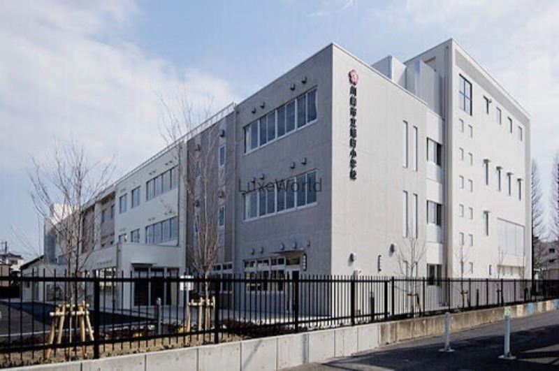 小学校　川崎市立旭町小学校（小学校）まで518m