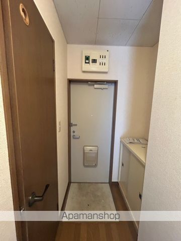 千葉都市モノレール みつわ台駅 徒歩10分 2階建 築28年の玄関写真
