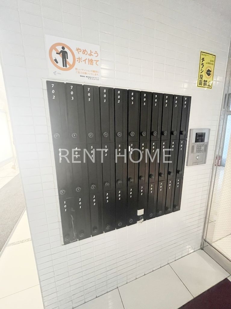 エントランス　オートロック付きです。