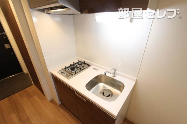 キッチン　４０３号室の写真になります。
