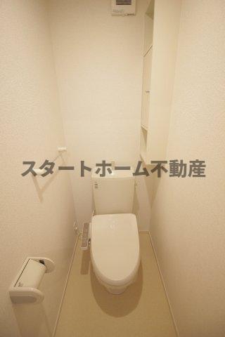 トイレ　トイレもきれいです