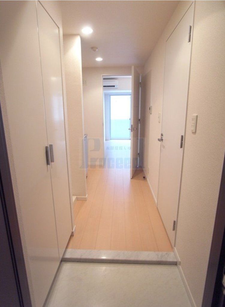 玄関　広々とした玄関