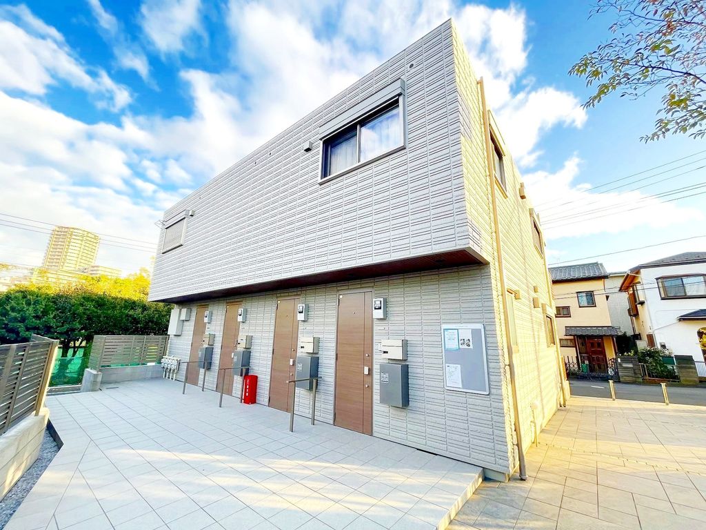 建物外観　★湘南台駅徒歩11分★