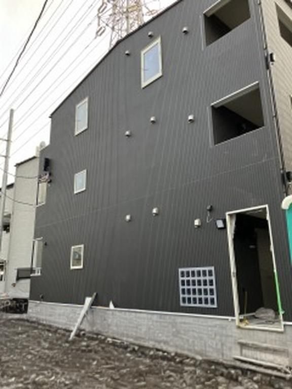 エントランス　オートロック付きで安心