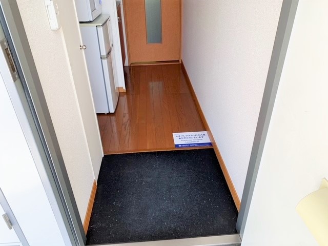 玄関　現況優先