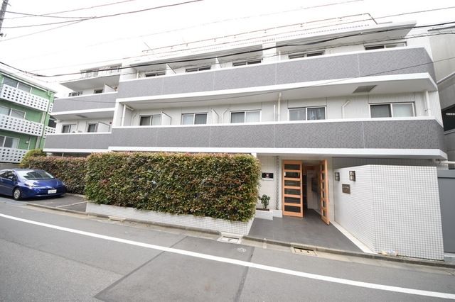 建物外観　☆お問い合わせはお早めに☆