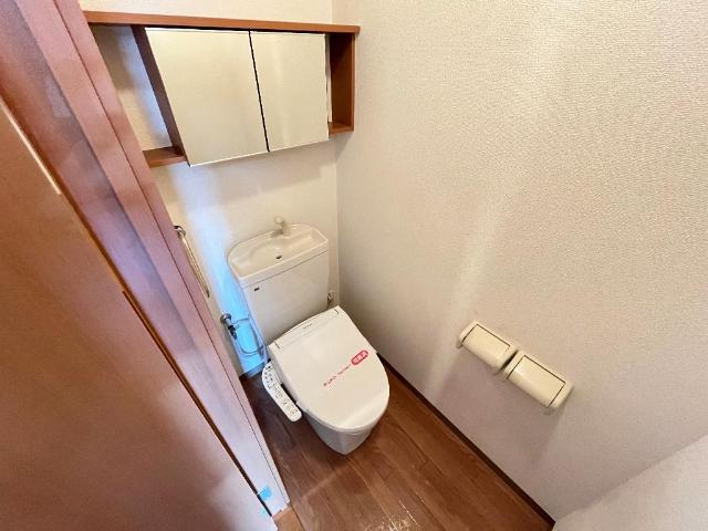 トイレ　シャワー付トイレ