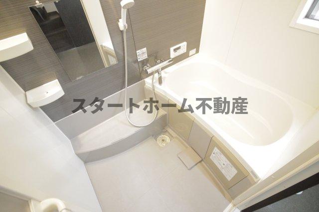 バス・シャワールーム　日々の疲れを癒すお風呂付です
