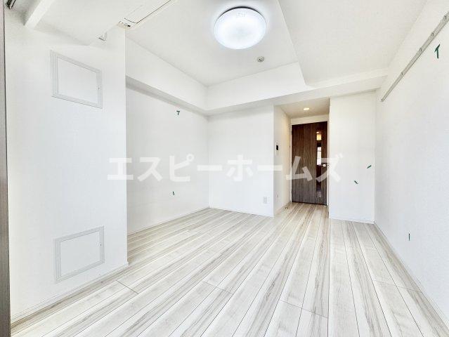 ＪＲ京浜東北線 東十条駅 徒歩7分 8階建 築11年の居間写真
