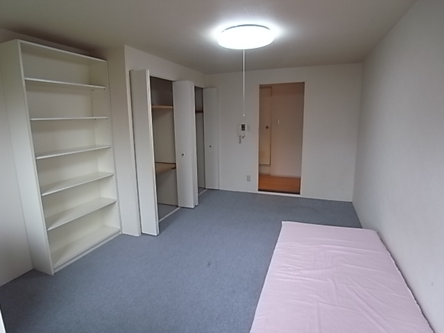 ラ・フェ・ブランシュ岡本の居間写真