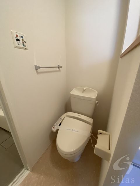 ＪＲ東海道本線 岸辺駅 徒歩10分 2階建 築19年のトイレ写真