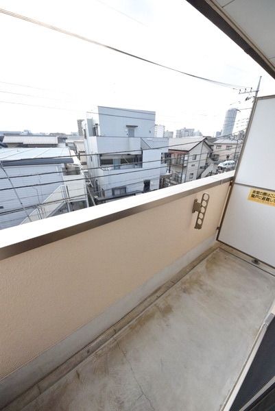 バルコニー　★天気の良い日は外干しで★