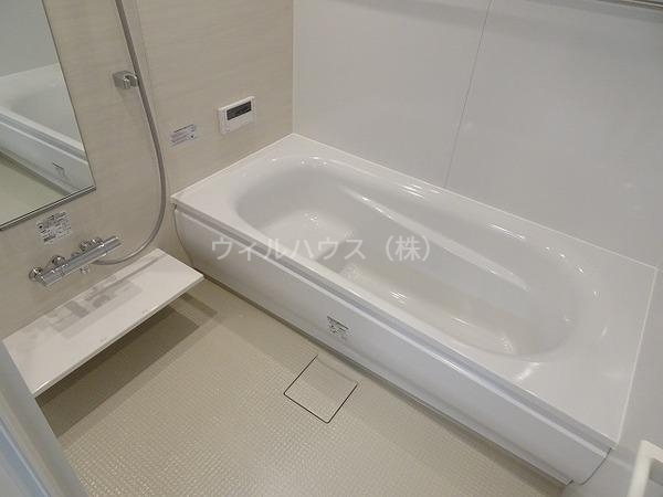 バス・シャワールーム　キレイな浴室です！