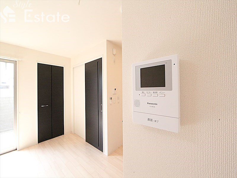セキュリティ　モニター付きインターホン