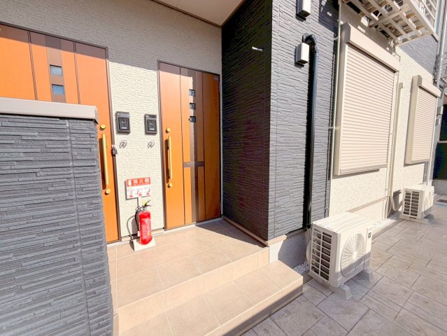 エントランス　綺麗なエントランスです。