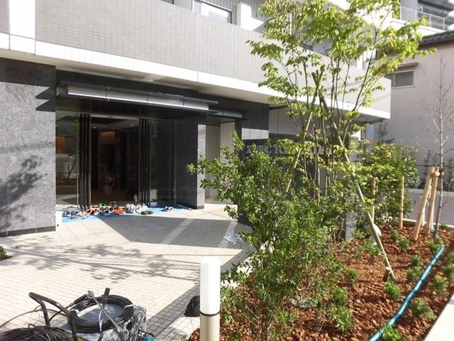 エントランス　★エントランス★