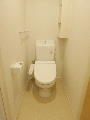 トイレ　落ち着いたトイレです