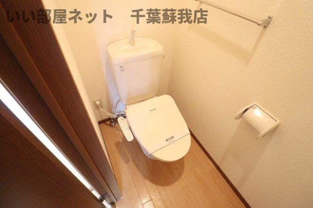 トイレ　トイレもきれいです
