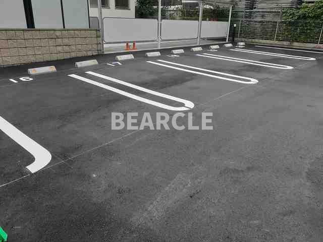 駐車場　駐車場完備です
