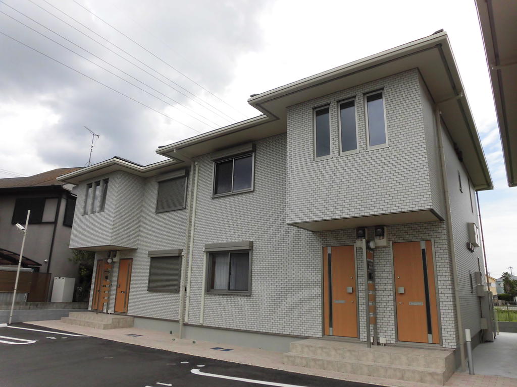 山陽電鉄本線 尾上の松駅 徒歩25分 築9年