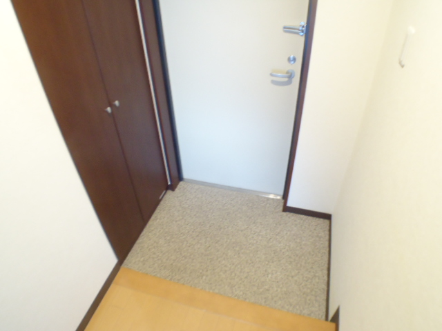 玄関　シューズＢＯＸ設置済