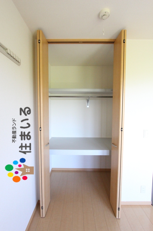 コンビニ　ファミリーマート東海加木屋町店（コンビニ）まで636m