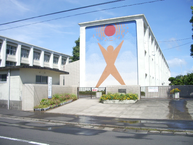 小学校　鹿屋市立寿北小学校（小学校）まで2452m