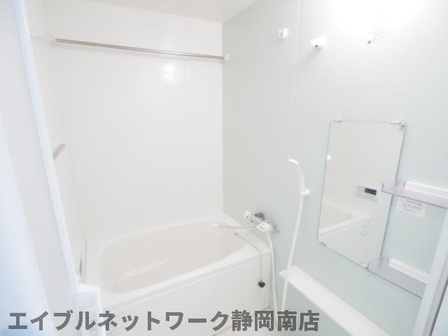 バス・シャワールーム　日々の暮らしに欠かせないお風呂です