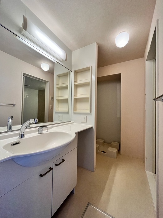 洗面設備　大型洗面台