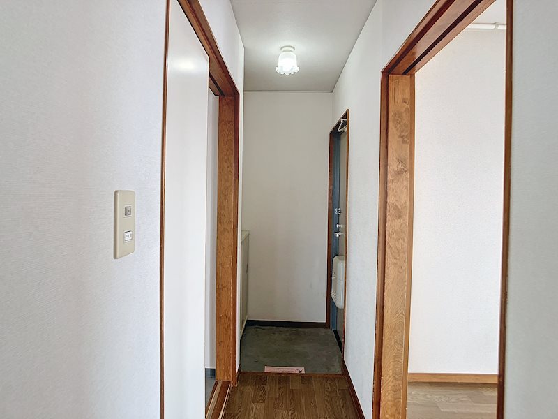 玄関　下駄箱