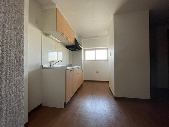 居室・リビング　※別号室の写真です