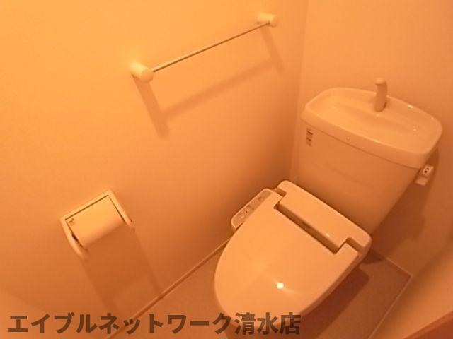 トイレ　コンパクトで使いやすいトイレです