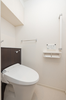 トイレ　別号室参考写真