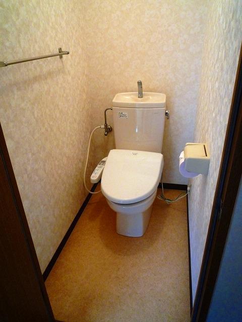 トイレ　※写真他部屋参照