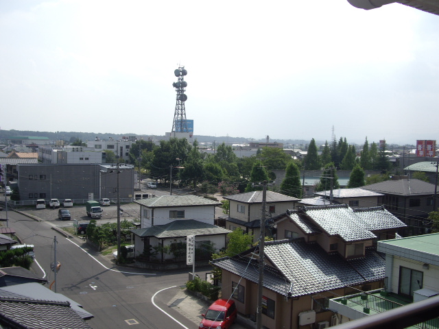 【郡山市安積町荒井のマンションの眺望】