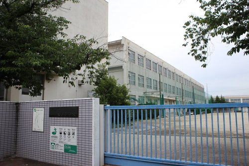 【スペランツァ砂美の小学校】