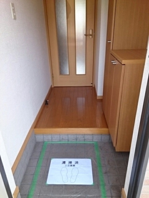 玄関　図面と現状に相違がある場合には現状を優先