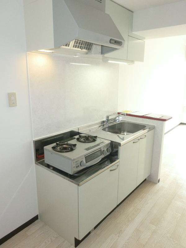 キッチン　※同物件別部屋参考写真