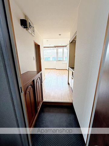 ＪＲ東海道本線 島田駅 徒歩7分 4階建 築37年の玄関写真