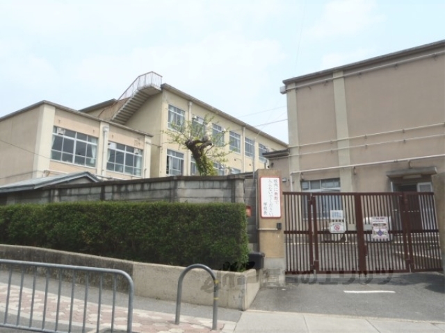 【京都市北区小松原南町のアパートの小学校】